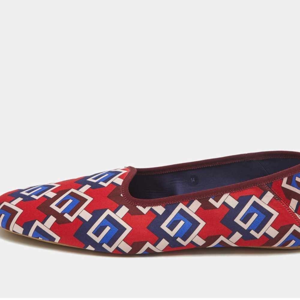 Gucci Red Satin Voyage Geometric G Print Slippers NEW in Box SZ 16 - Picture 2 of 12